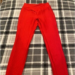 Gorgeous honey cumb red leggings